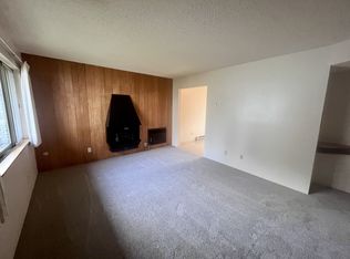 317 NE C St, Grants Pass, OR 97526