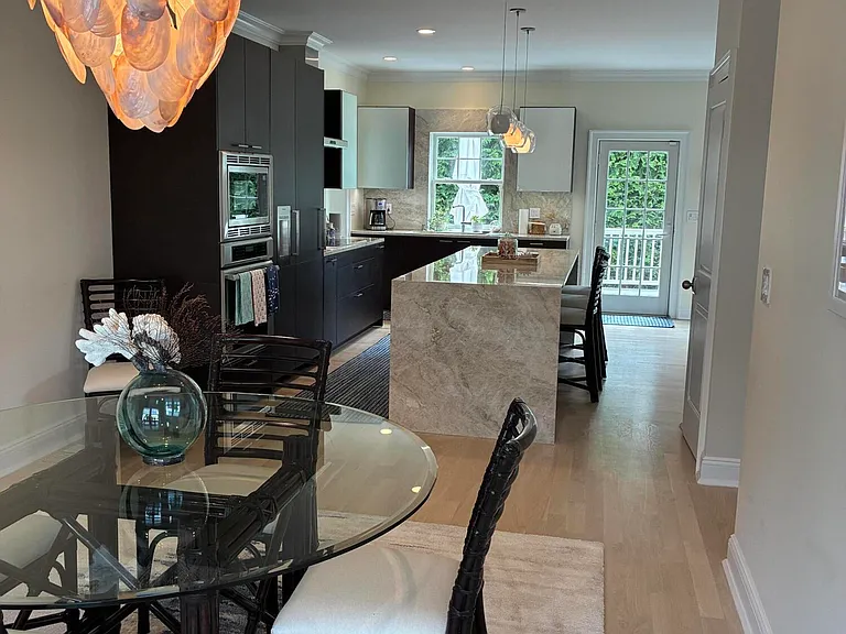 104 Stephens Pl — Photo 13