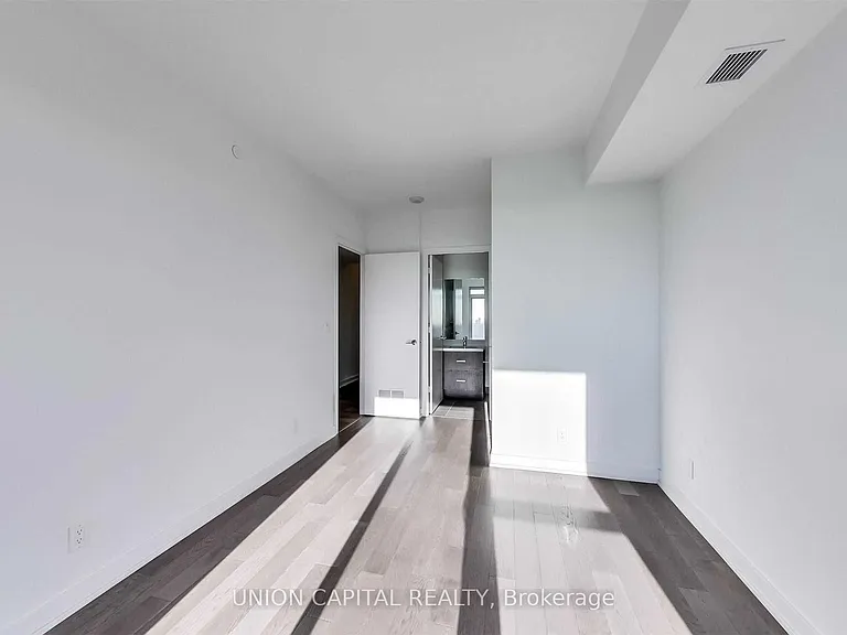 501 Saint Clair Ave W #1507 — Photo 18