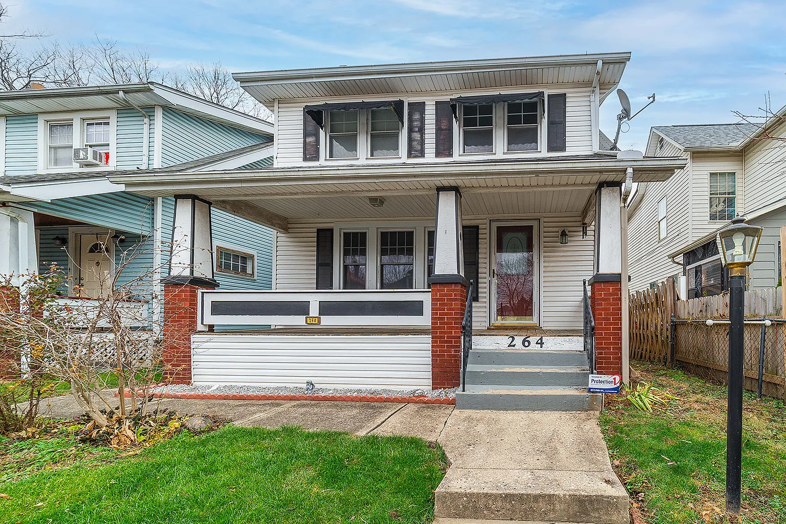 264 S Ogden Ave photo 1