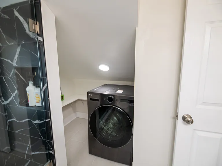 1510 Barrs St #2-A — Photo 4