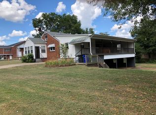 1102 Hermitage Dr, Florence, AL 35630