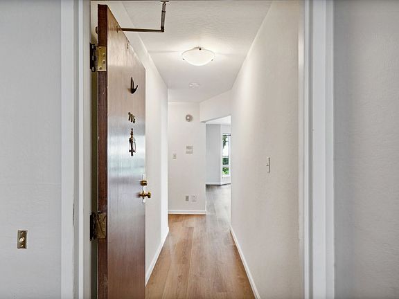 3rd image of 545 Burnett Ave APT 205