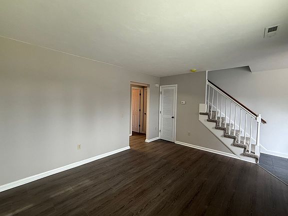4th image of 5017 Pollyhill Ln
