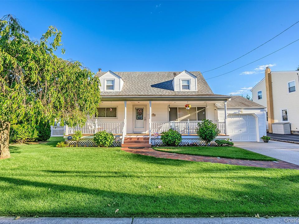 1st image of 162 N Elm Street