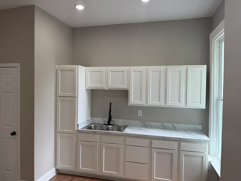 3834 Southern Pkwy #1 — Photo 11