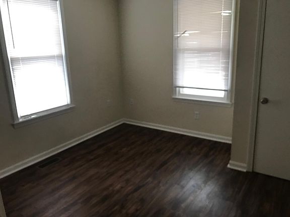 5th image of 48 Kelley St Unit 1