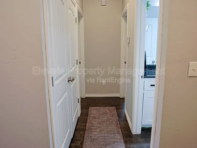 1009 SW 91st St — Photo 10