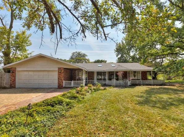 3041 Hubbell Ave, Des Moines, IA 50317