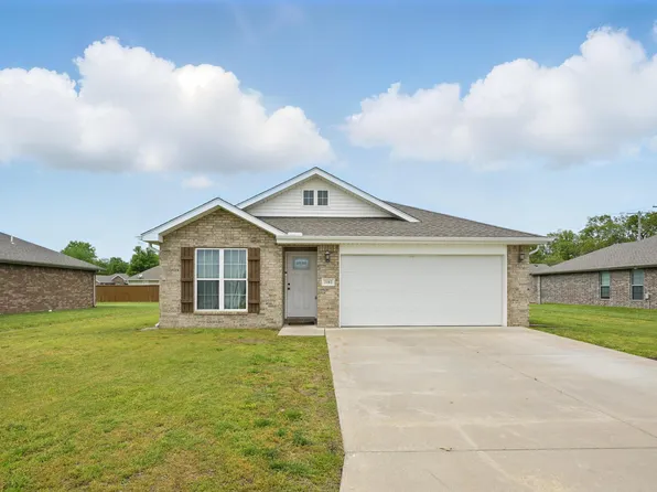 2102 Birdie Lane, Neosho, MO 64850