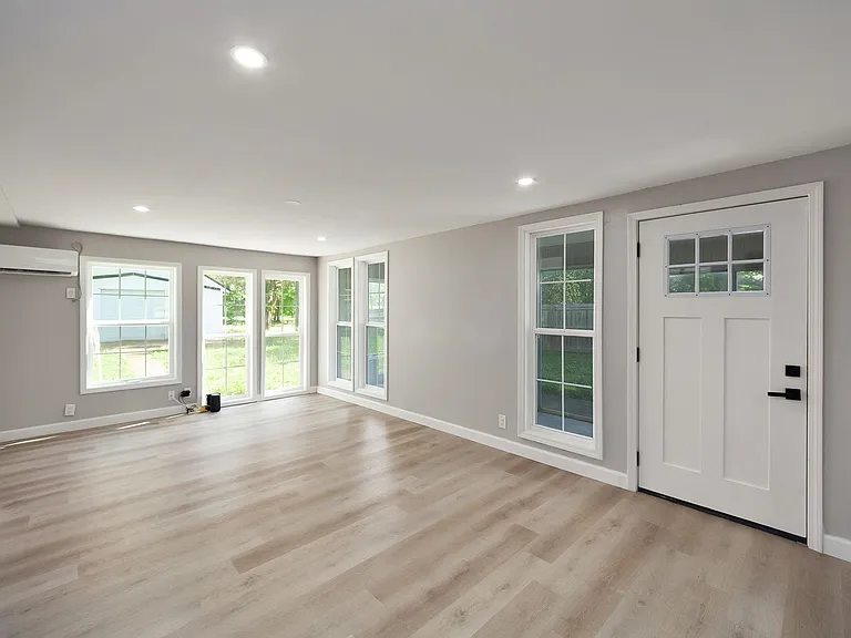 90 Shaw Ln — Photo 21