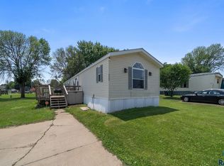5703 W Owl Pl, Sioux Falls, SD 57107