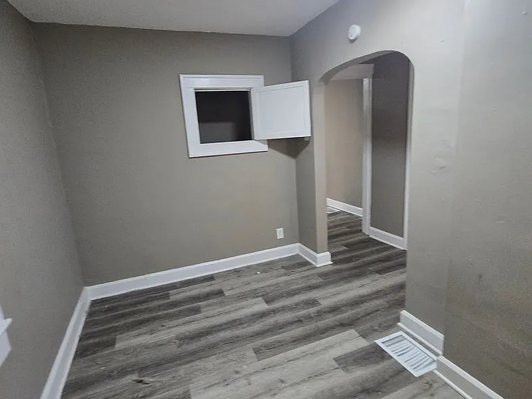 4312 E Michigan St — Photo 9