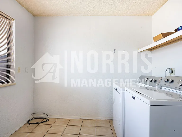 9254 W Pineveta Dr — Photo 22
