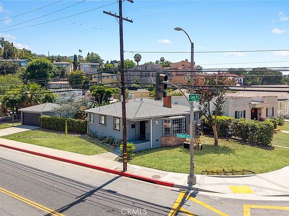 3rd image of 2500 Carlos St