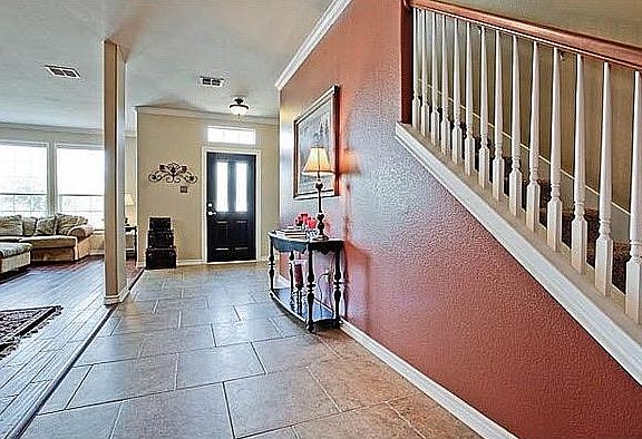 2nd image of 2832 Elm Fork Dr