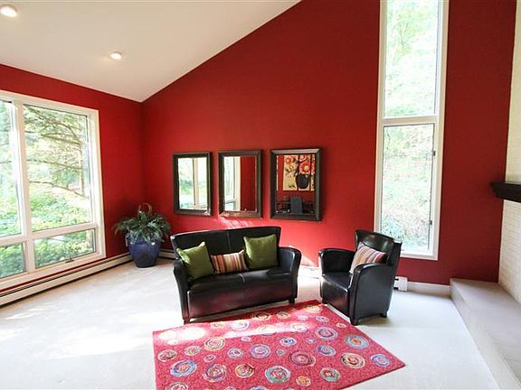 2nd image of 14355 Woodhaven Ct
