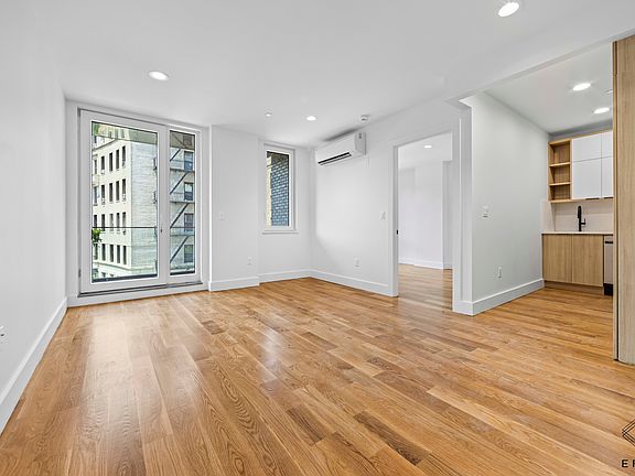 2nd image of 807 Washington Ave #7