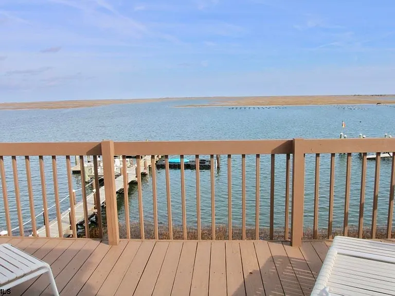 1101 E Shore Dr #D — Photo 14
