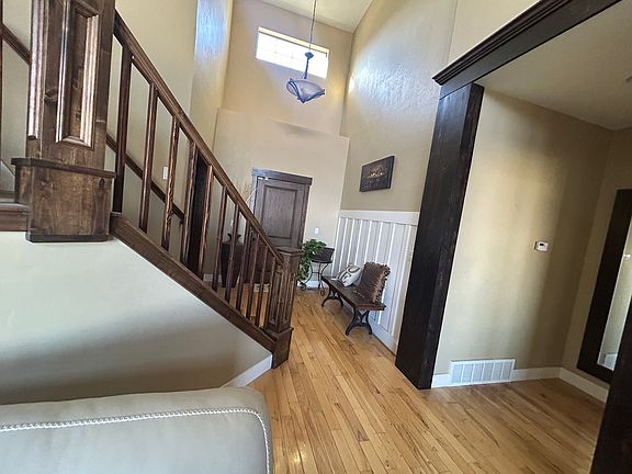 4th image of 1483 S Garden View Ct