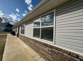 636 Hidden Springs Dr, Decatur, AR 72722