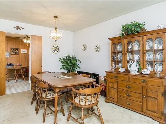 4th image of 2781 Staunton Dr SE