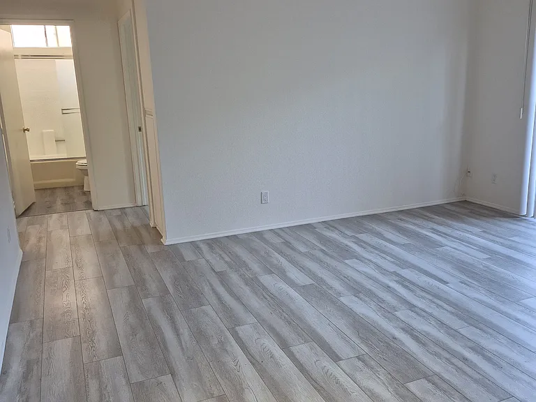 5038 Laurel Canyon Blvd #24 — Photo 5