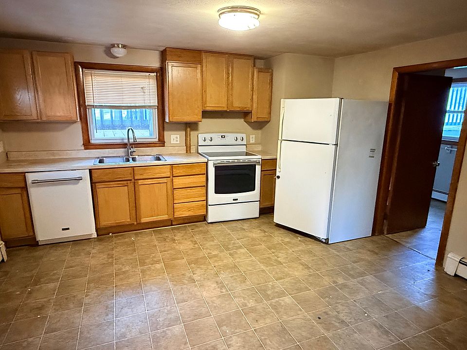 1st image of 4 Highland St
