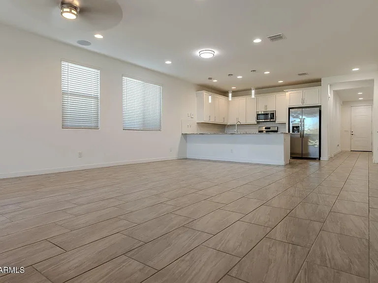 1548 W Corral Rd — Photo 6