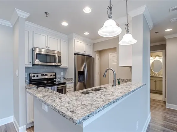 300 Johnson Ferry Rd NE Unit A610, Sandy Springs, GA 30328