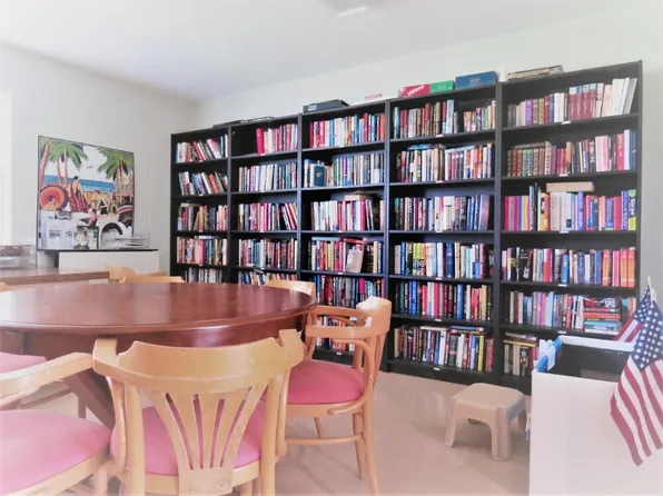 802 High Point Drive E #A, Delray Beach, FL 33445