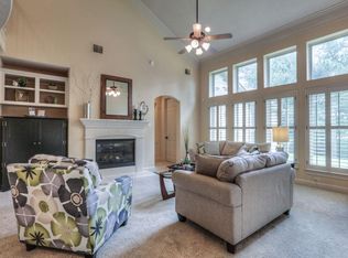 9062 Forest Cliff Ct, Conroe, TX 77302