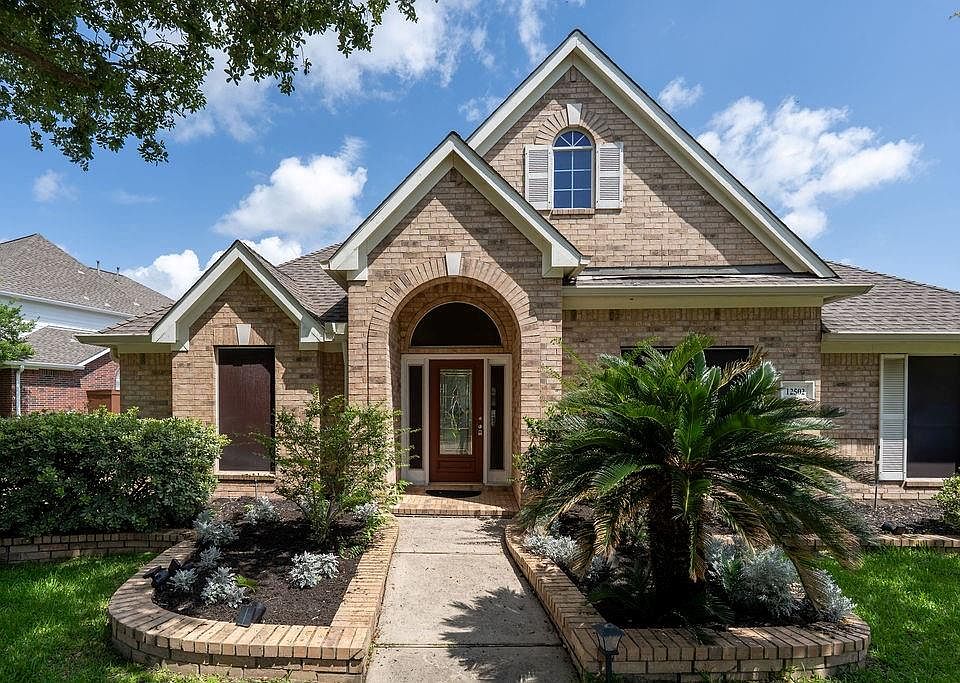 1st image of 12502 Boxwood Way Ln
