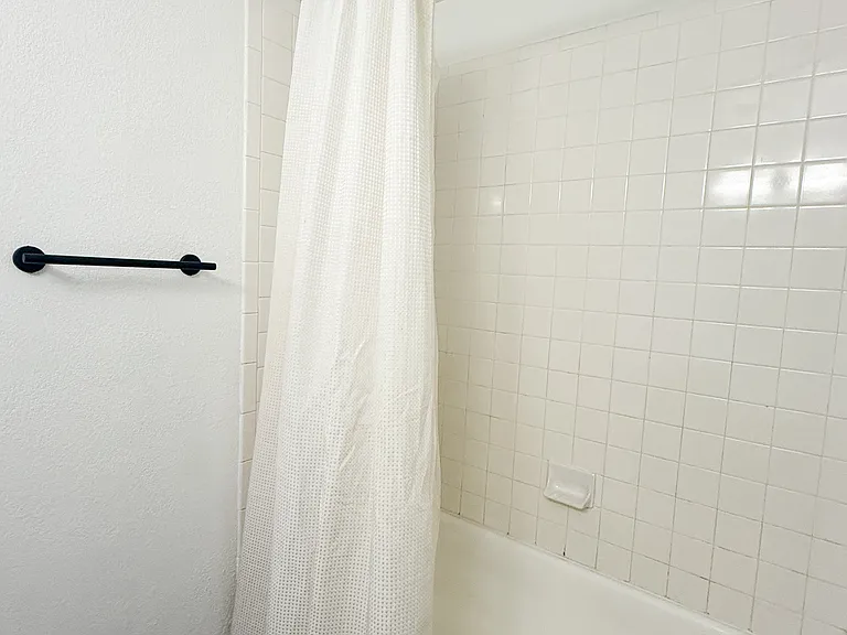 2902 Kestrel Dr #B — Photo 8