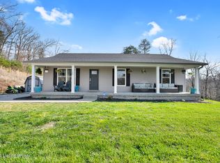 140 E Audubon Dr, Shepherdsville, KY 40165