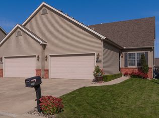 3044 Shepard Rd, Normal, IL 61761