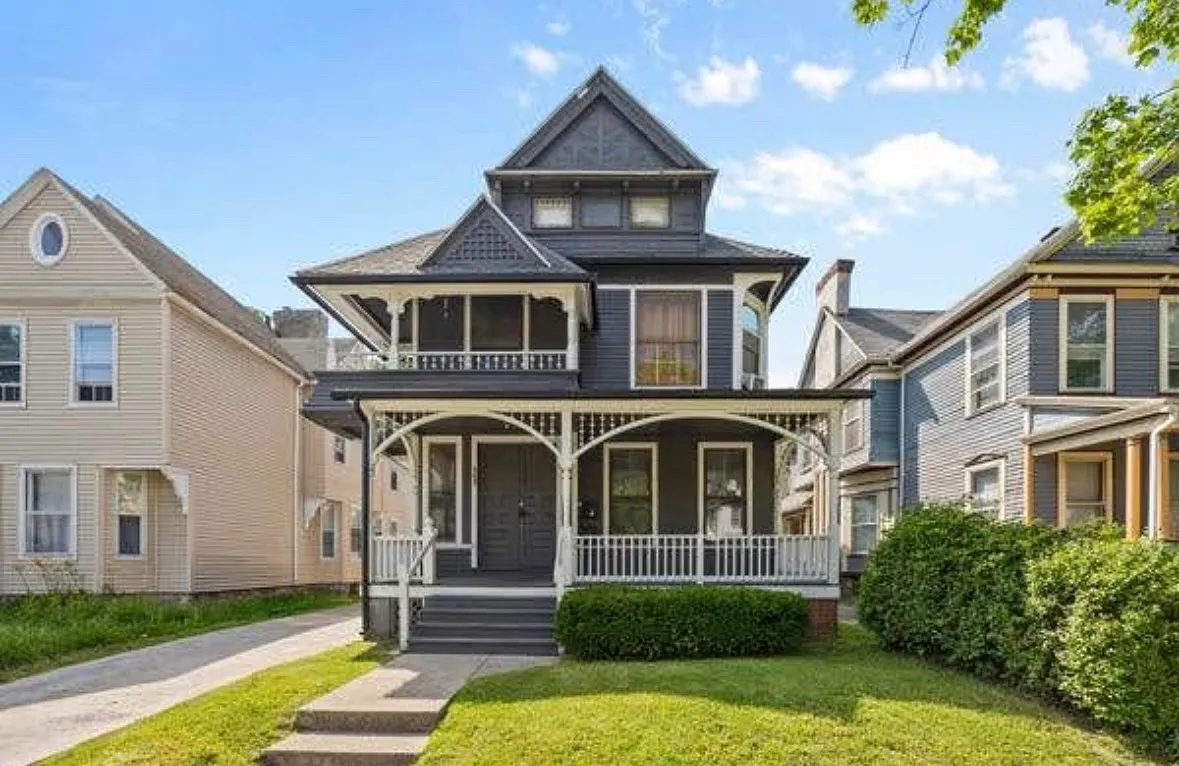 1 bed, 1.5 bath, 1525 sqft, $1,600 — Photo 3