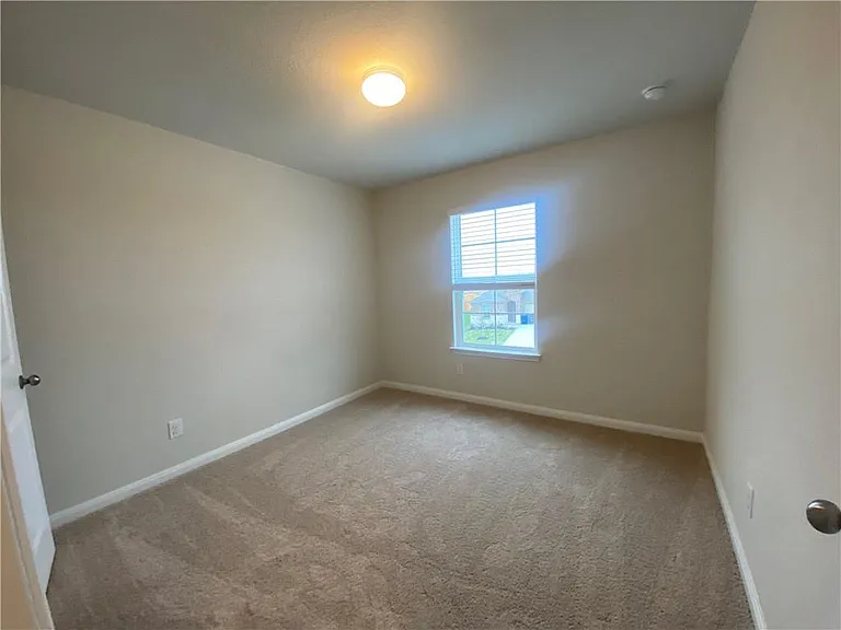 322 Northshore Trl — Photo 16