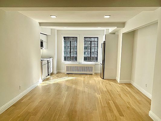 1st image of 5 Tudor City Pl #9212