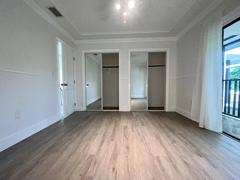 3209 Bird Ave — Photo 16
