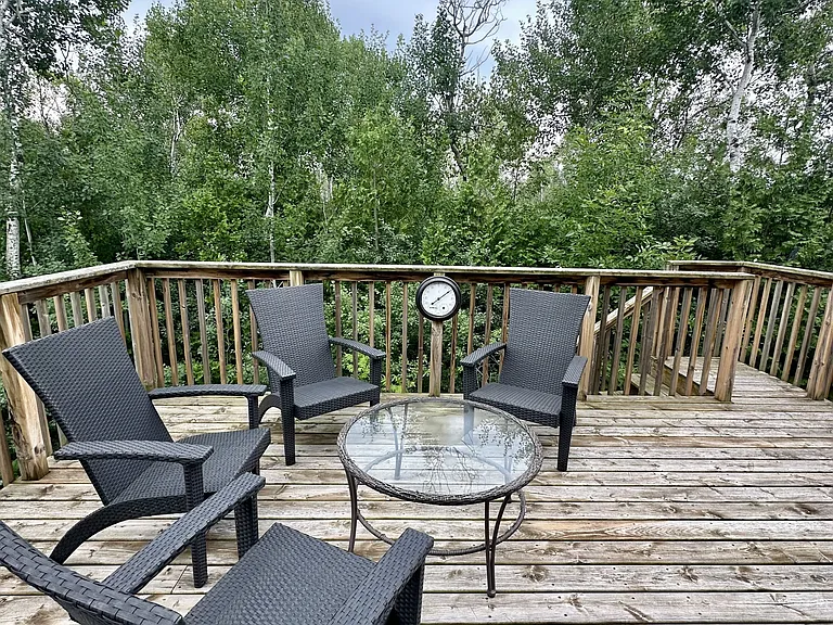 8 Robbie Way — Photo 34