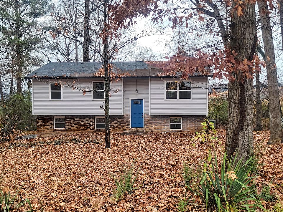 1st image of 3997 Lynncrest Dr NE