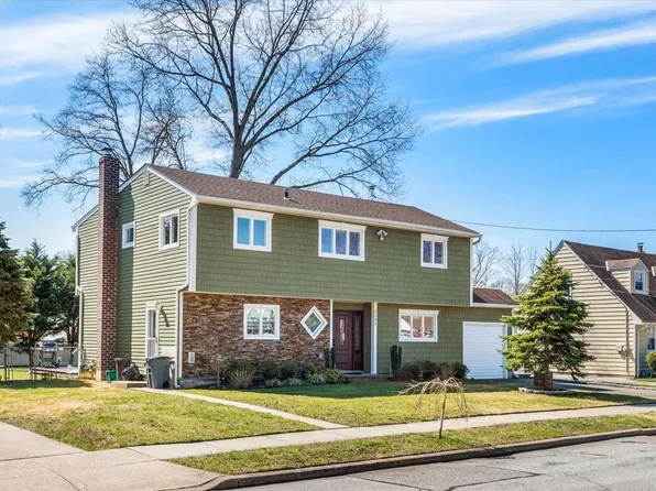 2142 Sherman Avenue, Merrick, NY 11566