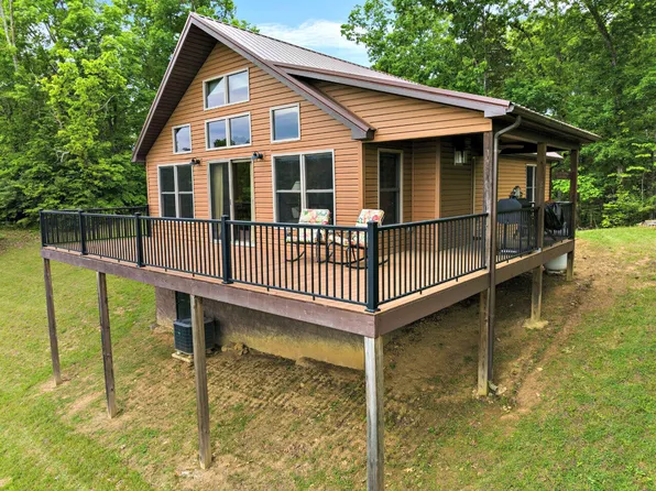 2540 Chestnut Hill Rd, Dandridge, TN 37725