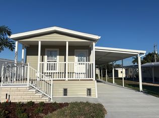 77 Encore Dr #77, North Fort Myers, FL 33903