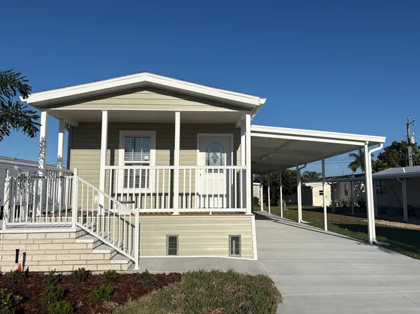 77 Encore Dr #77, North Fort Myers, FL 33903