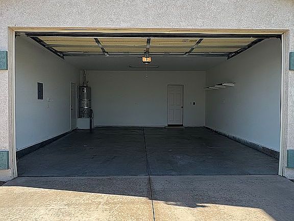 2nd image of 2665 Colorado River Rd