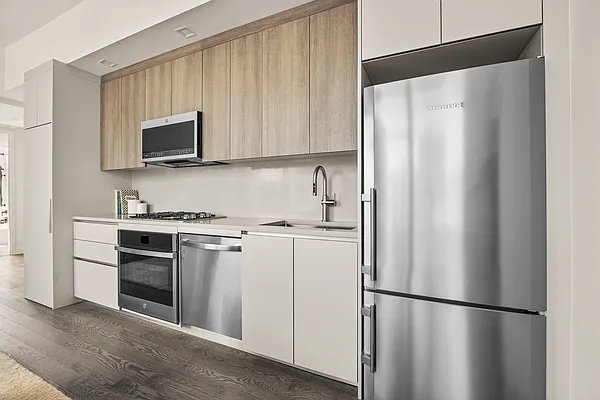 Rented by Corcoran | media 25