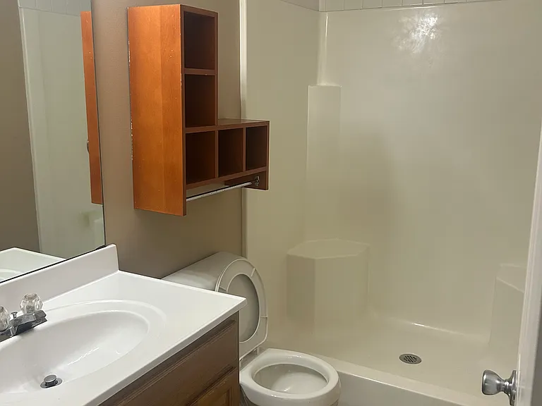 806 Smith Ave #B — Photo 8