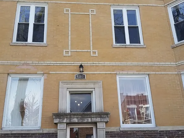4101 W Gladys Ave APT 2E, Chicago, IL 60624